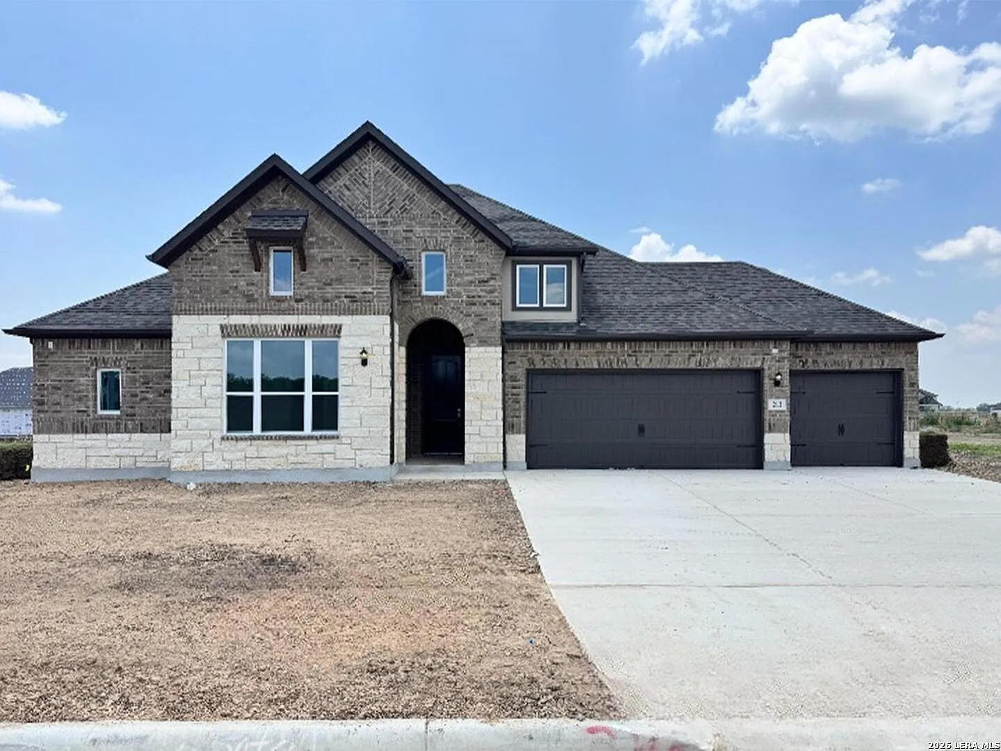 212 Megans Ln